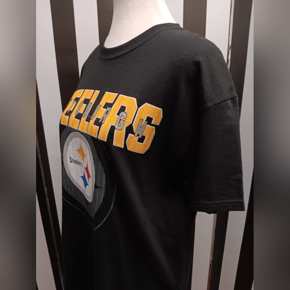 NWOT Pittsburgh Steelers tshirt - Picture 5 of 8